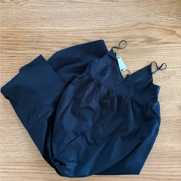 Rumored navy dress Size XS - Image 4