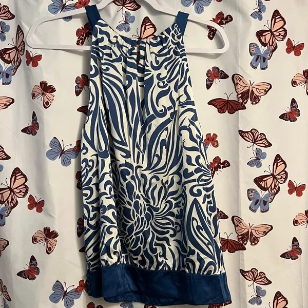 Ann Taylor 100% silk Patterned sleeveless Blouse - Image 2