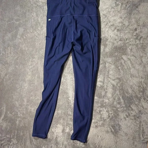 Fabletics High Waisted 27” Leggings Small Navy Blue Side Pockets Activewear #100 - Image 7