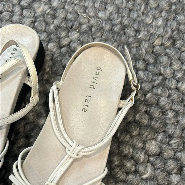 David Tate Cream Strappy Leather Flat Sandals Size 7 - Image 5