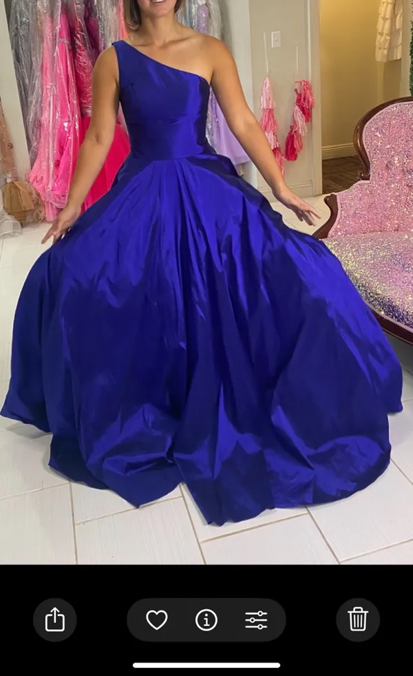 Jovani homecoming/pageant ball gown/dress - Image 3