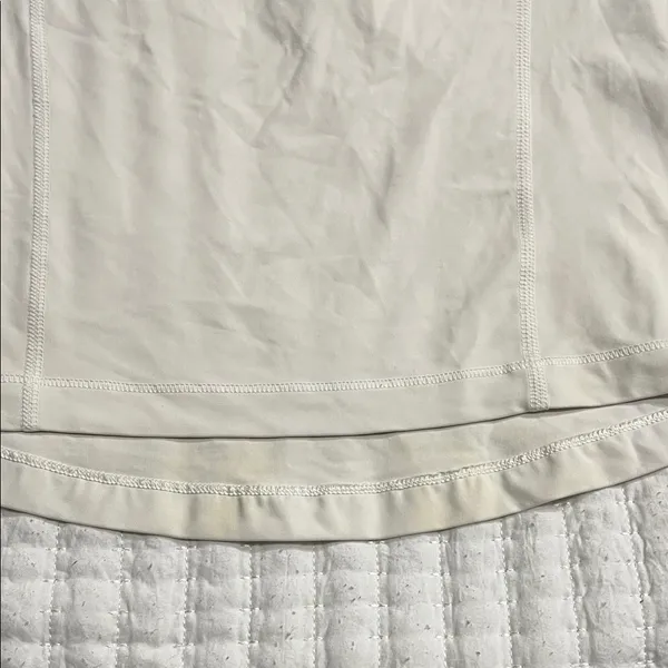 Lululemon Athletica Cream Tank Top - Image 2