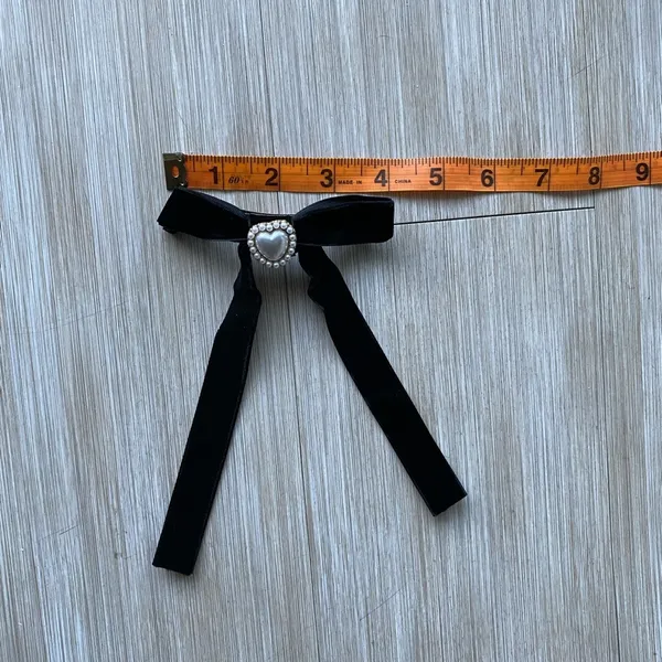 Black Heart bow coquette hair clip - Image 2