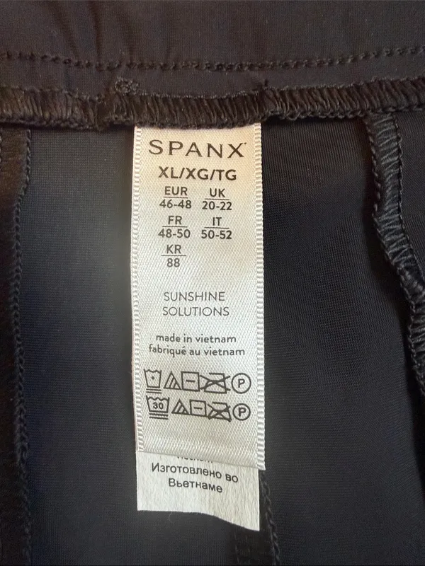 Spanx Sunshine Skort 6" XL Very Black Women Pull-On NWT - Image 3