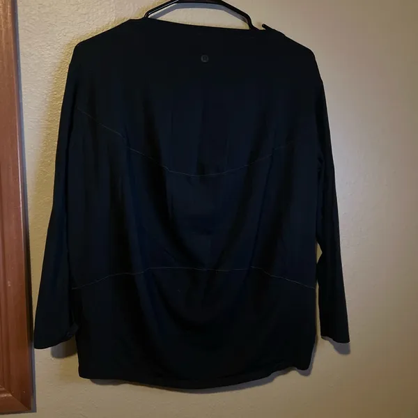 lululemon Back In Action Long Sleeve Shirt - Image 3