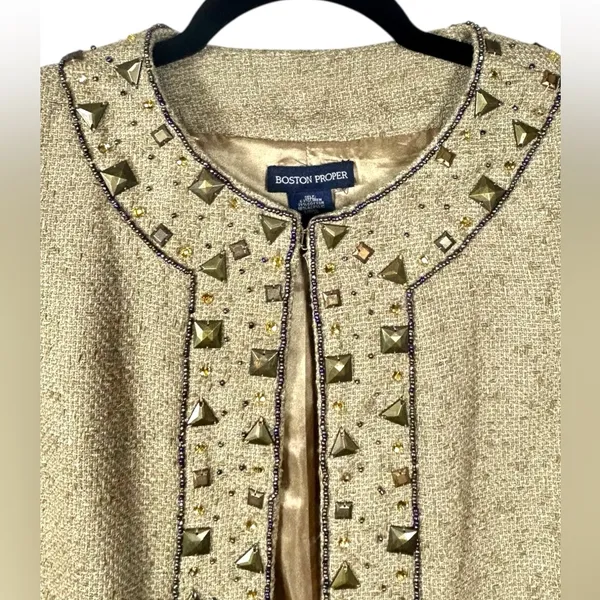 Boston Proper Women’s Stud Beaded Embellished Tan Tweed Jacket‎ Blazer Size 8 - Image 2