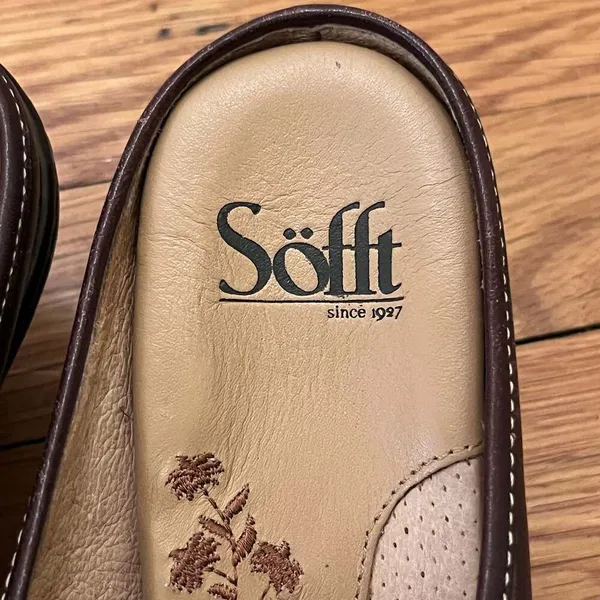 Söfft Women's Leather Loafer Mules with Buckle Detail in Cordovan Brown Size 7. - Image 6