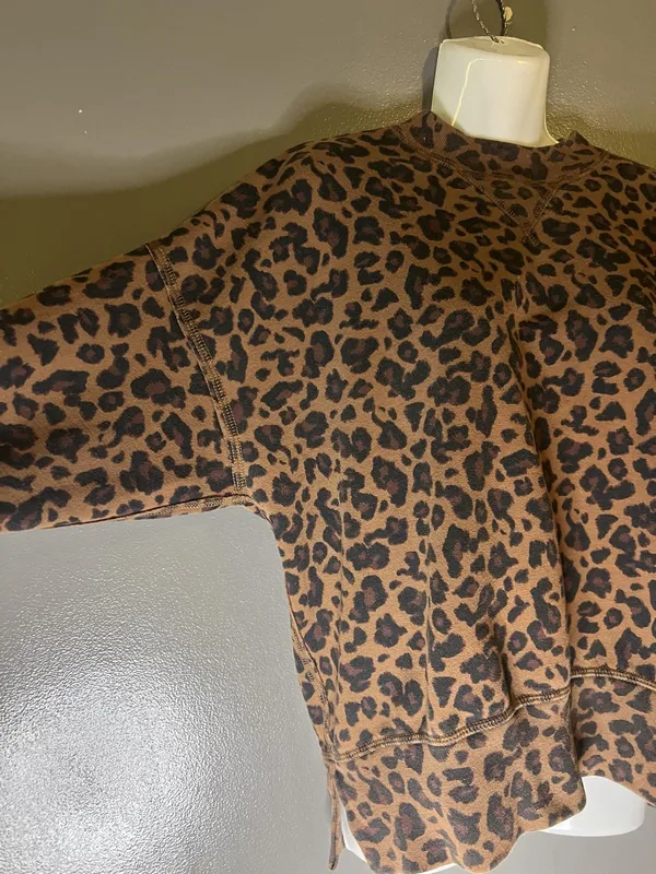Abercrombie & Fitch Sweatshirt Womens Small Brown Leopard Print Fleece Pullover - Image 4
