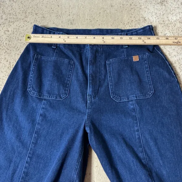 Halara High Waisted Wide Leg Jeans Women Size M Blue Raw Hem Front Patch Pockets - Image 4