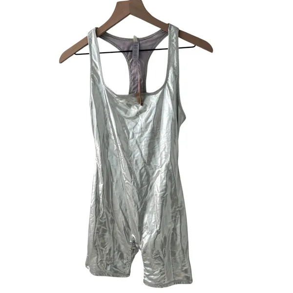 Skims Women Nickel Metallic Swim Cycle Suit NWT Size S ( Sold Out) - Image 7