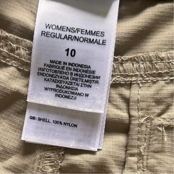 North Face khaki nylon tan drawstring shorts size 10 gorpcore granola - Image 4