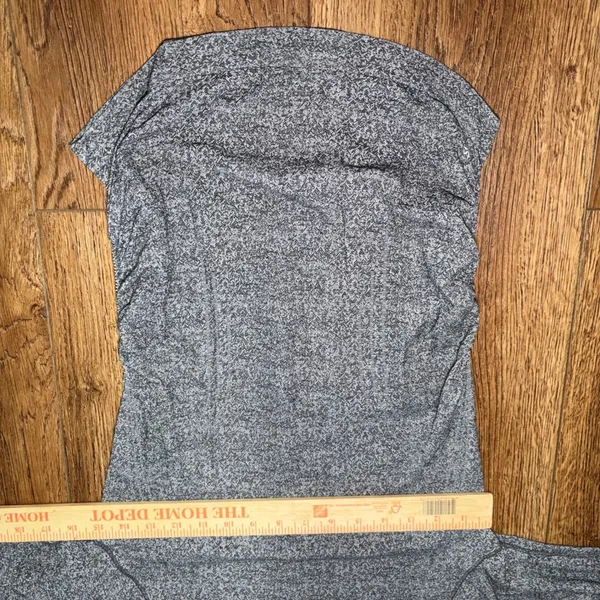 Athleta Speedlight Heather Gray Seamless Top Long Sleeve Gym Athletic sz Small - Image 7