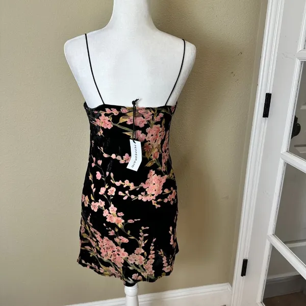 NWT PEPPERMAYO Floral Velvet Burnout Drape neck Mini Dress Size 6 - Image 6