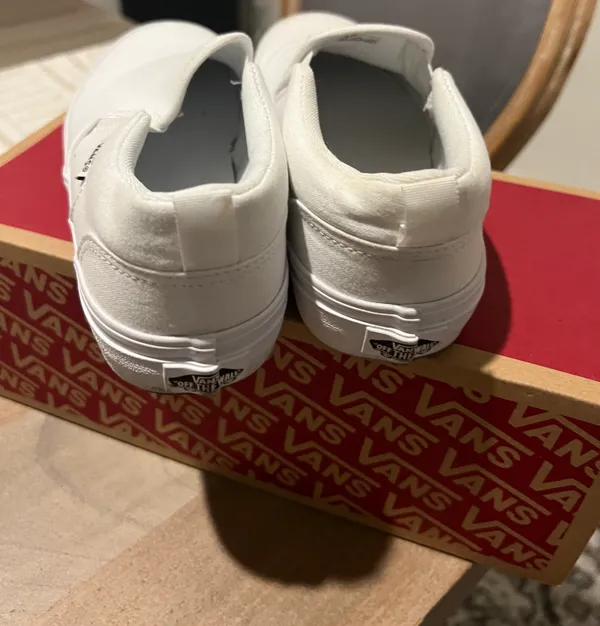 White Size 5.5 - Image 4