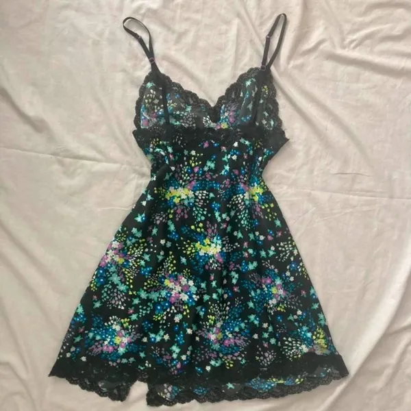 Victoria’s Secret Y2K Satin Floral Slip Dress Lace Trim Size Medium - Image 2