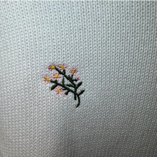 White Floral Embroidered Sweater - Image 4