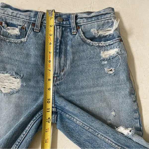 Abercrombie and Fitch Mom Jeans Ripped Distressed Jeans Size 25 - Image 5