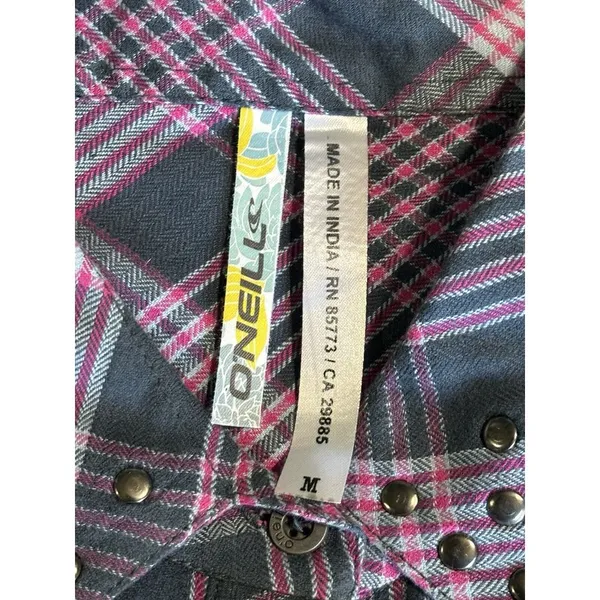 O'Neill Long Sleeve Shirt Pink/Gray Plaid‎ Size Medium Button Up Studs - Image 7