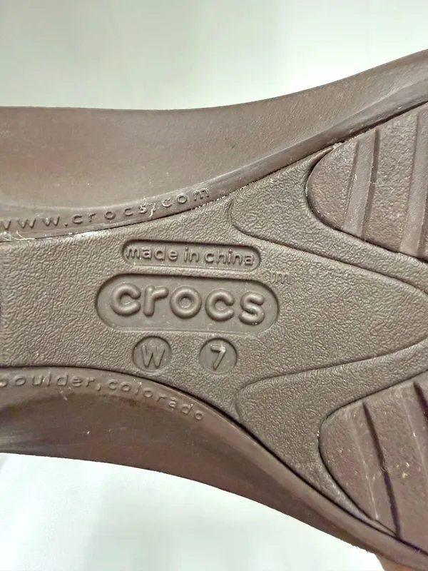 Crocs Juneau Slip-On Flat - Image 7