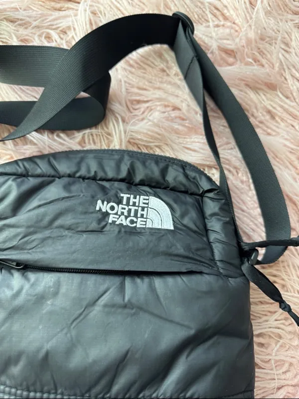 The North Face Black Crossbody Puffer Messenger Bag - Image 5