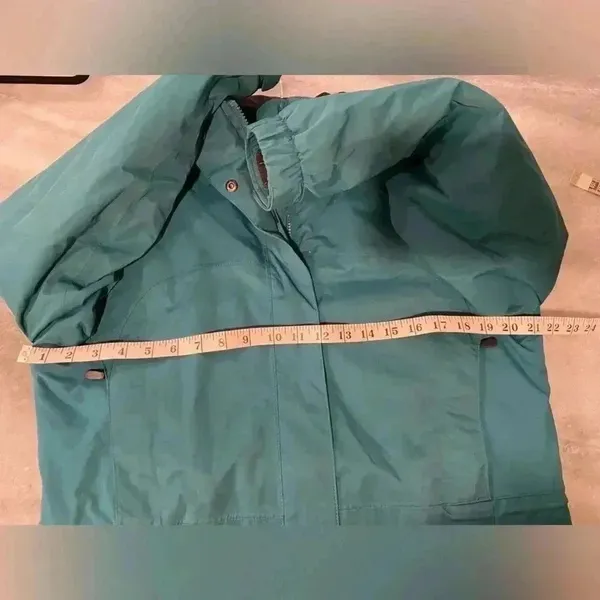L.L. Bean Women’s Primaloft Insulated Ski Snowboard Jacket Waterproof Size Small - Image 9