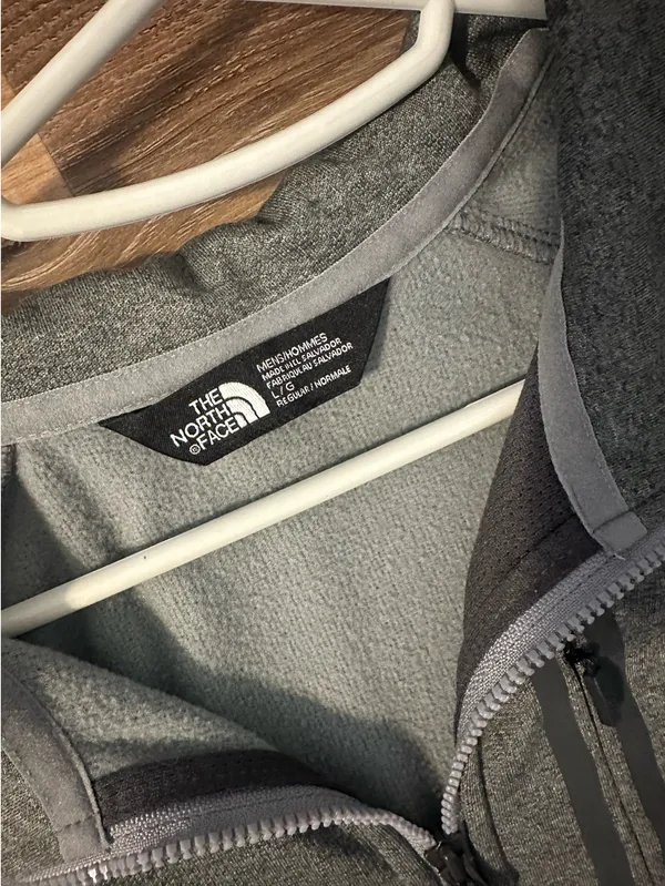 North Face Quarter-Zip Pullover - Image 2