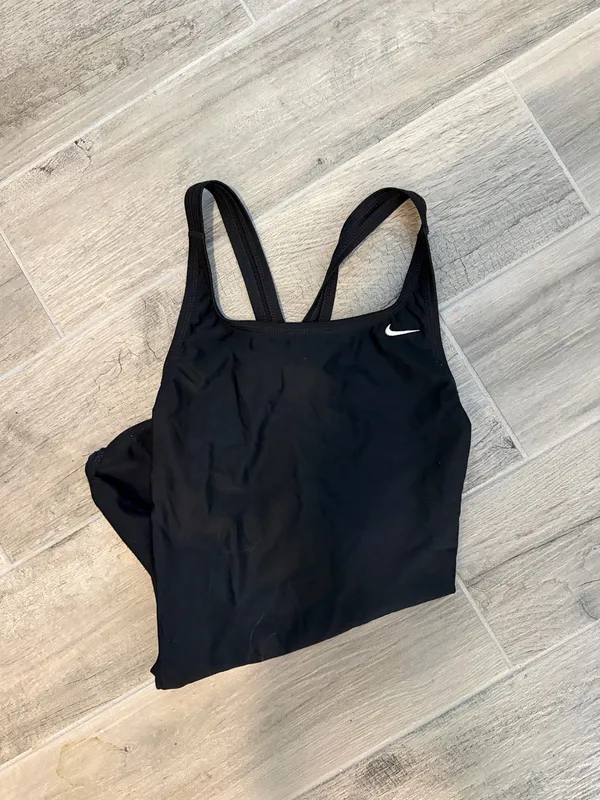 Nike Women’s One-Piece Swimsuit S - Image 2
