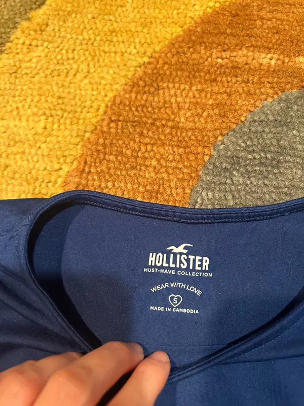 Hollister Must Have Collection Blue Long Sleeve Scoop Neck Bodysuit Size Small - Image 2