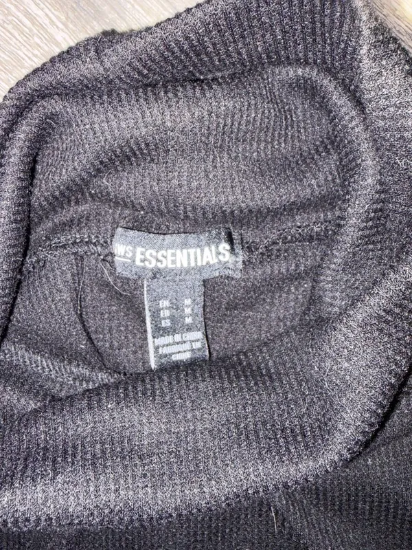 Essentials Womens Medium Black Solid Black Turtleneck Sweater Long Sleeve - Image 2