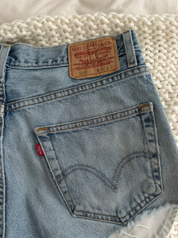 Levi’s 501 Shorts - Image 3