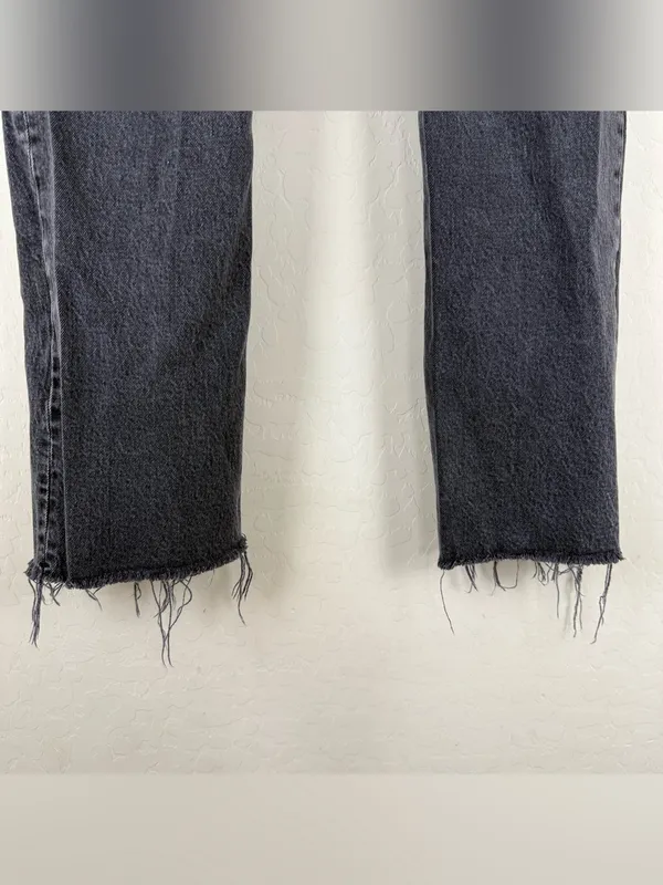 Abercrombie & Fitch The Baggy Low Rise Jean Short Faded Black Raw Hem - Image 7