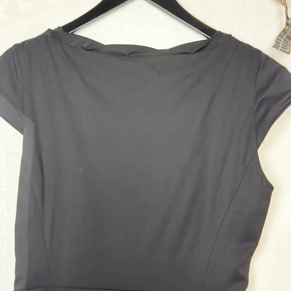 Emporio Armani Black 100% Wool Belted Dress Size 8. G#26 - Image 7
