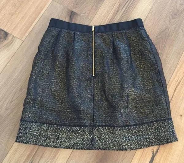 ANN Taylor loft gold/black overlay skirt - Image 3