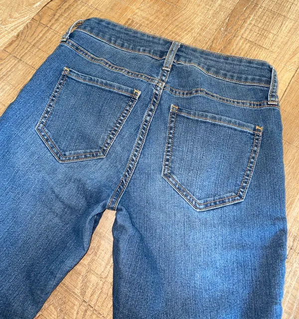 Old Navy Super Skinny Denim Jeans - Image 9