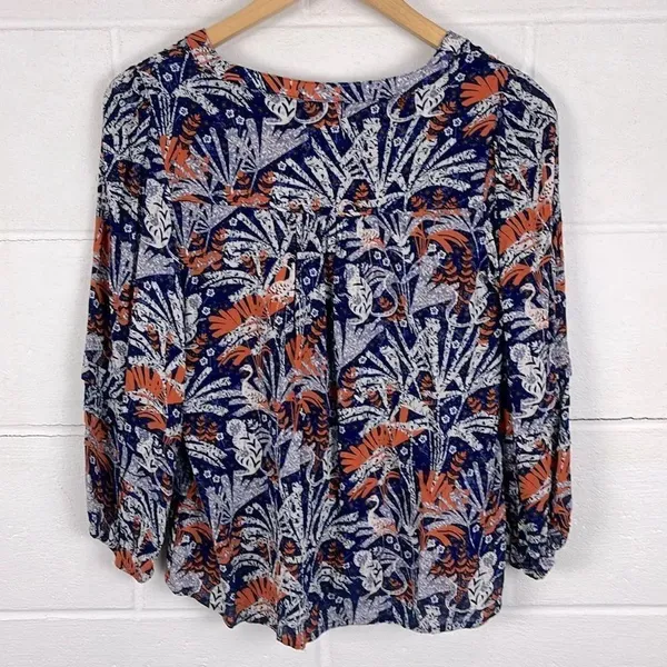 Anthropologie Maeve Cathy pleated v-neck jungle bird print blouse - Image 7