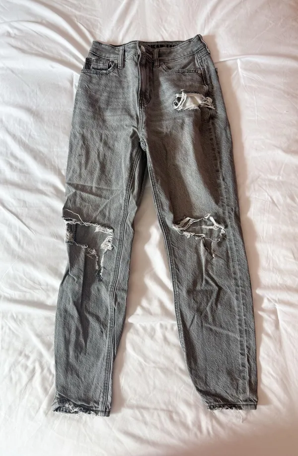 American Eagle Dark Grey Wash Distressed High-Rise Mom Jeans Size 00 Short - Image 2