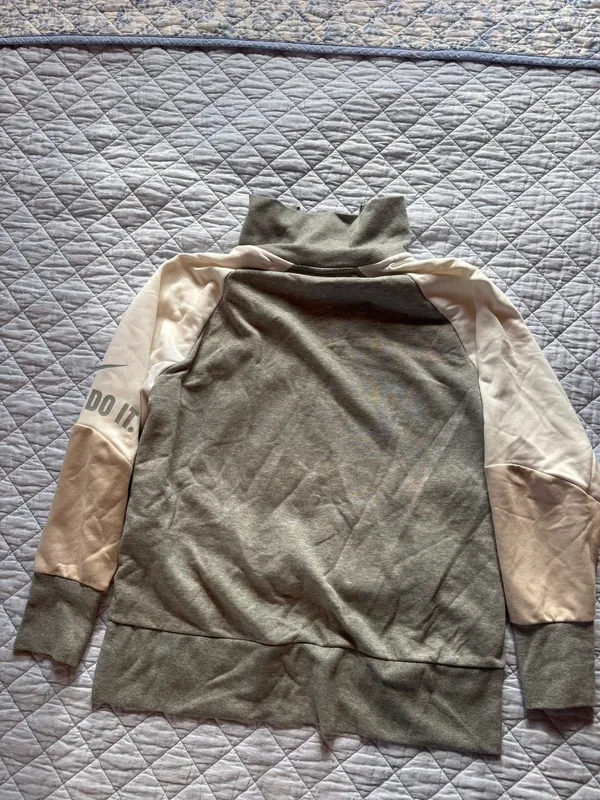 Nike Quarter-Zip - Image 3