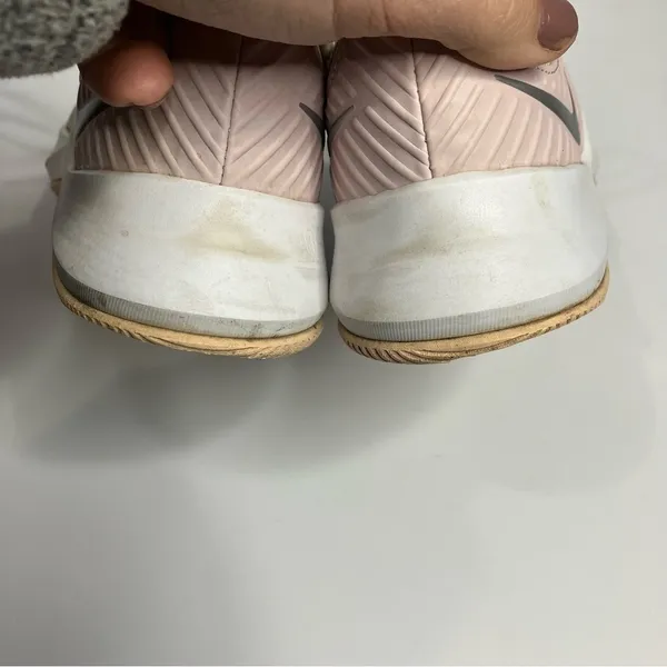 Nike sneakers white‎ pink size 6.5 - Image 10