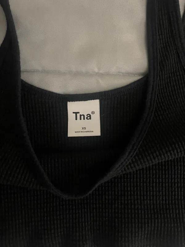 TNA Aritzia - Image 3