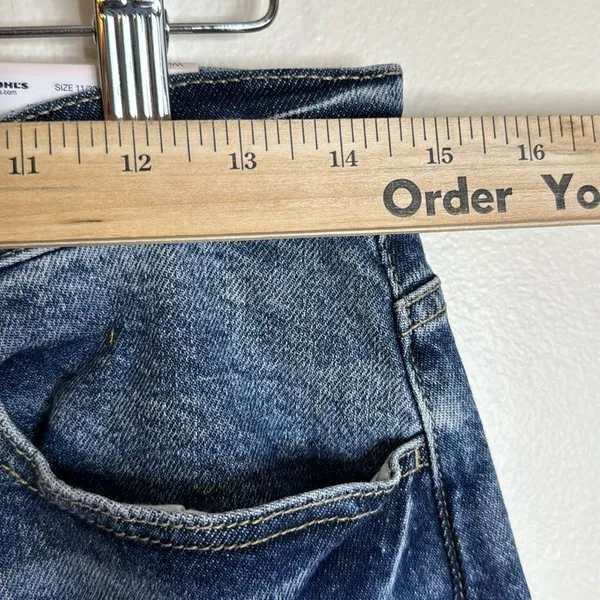 SO Women Super High Rise Wide Leg Distressed Denim Jeans Blue 11/30W - Image 5
