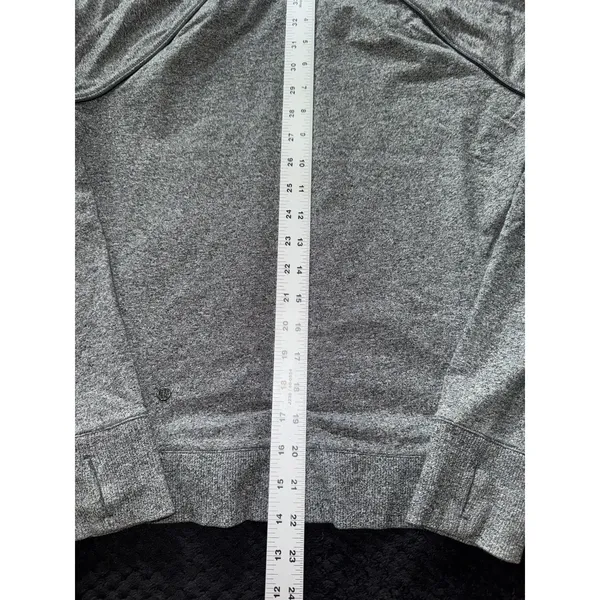 Lululemon Womens Crew Love Long Sleeve Pullover Heather Grey Size 6 - Image 7