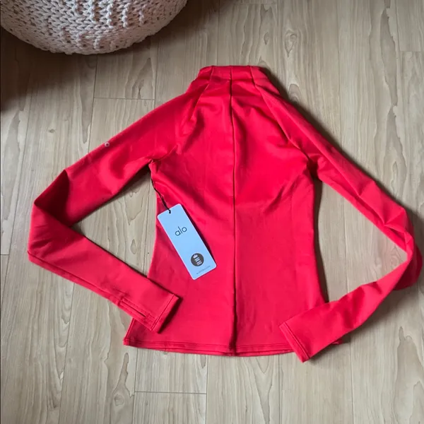 ALO Yoga AIRLIFT WINTER WARM 1/4 Zip Long Sleeve - Image 3