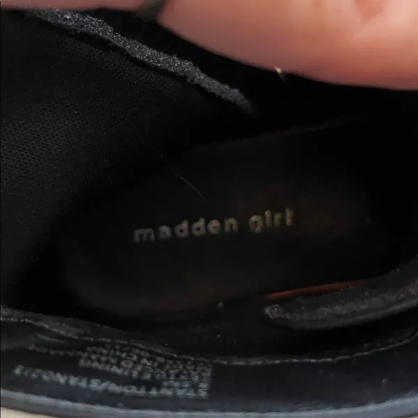Madden Girl Stanton Chelsea Boots with Side Zippers - Image 4