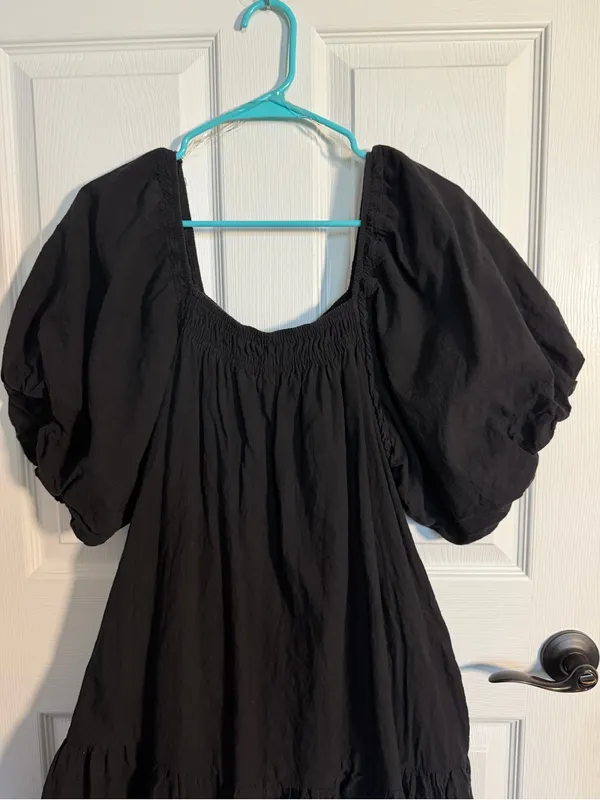 entro Black Smocked Waist Mini Dress with Puff Sleeves & Detailing Large - Image 3