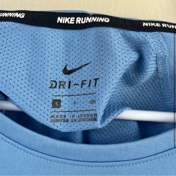 Nike Drifit Running Longsleeve - Image 3