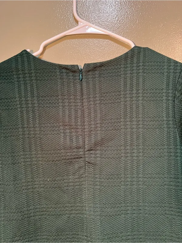 Banana Republic Women's Size 4 Dress Dark Green Textured‎ Holiday Bell Sleeve - Image 10