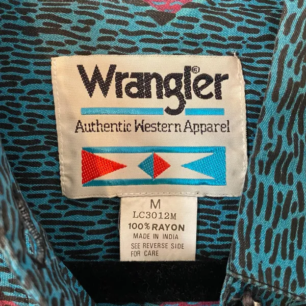 Wrangler Authentic Western Blue Aztec Print Vintage Button Down Shirt Medium - Image 2