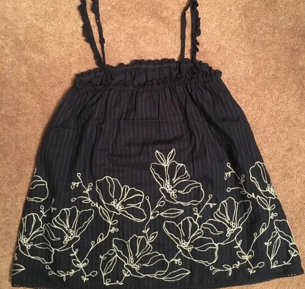 Hollister Medium Floral Top - Image 3