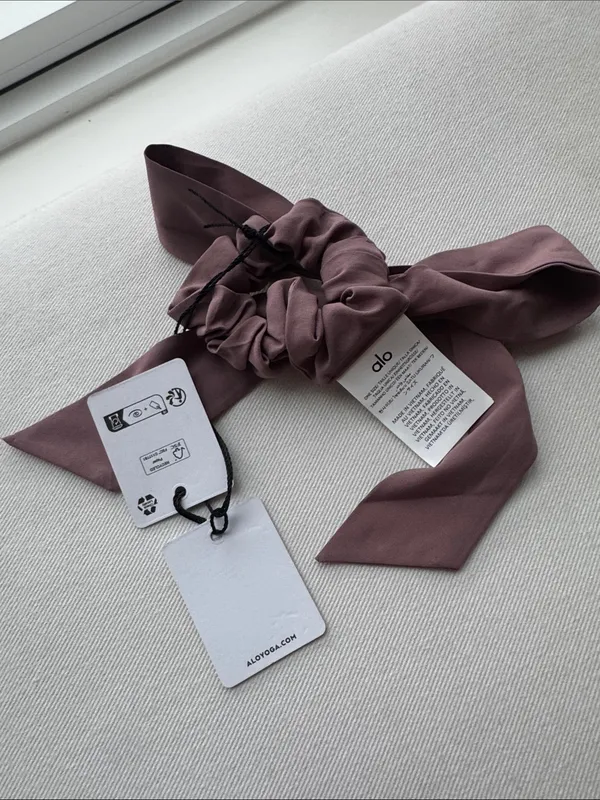 Alo hair tie brand new - Image 3