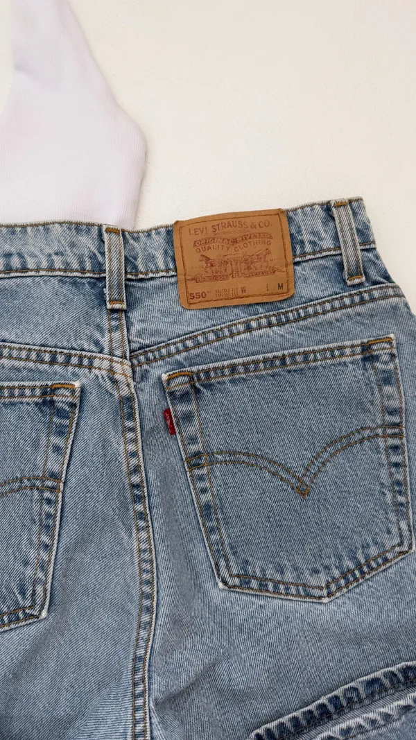 Levi’s Vintage Jeans 550 Relaxed - Image 5